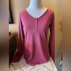 Blakeley Wine Colored Ribbed Comfy Top NWT Size S\M Women’s Top